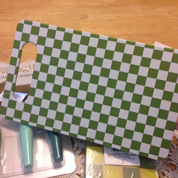 Farmhouse colors kitchen tools, cutting boards, cheese knives, coasters - Picture 5 of 10